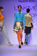 Model walk the ramp for Sanonya Garg Talent Box show at Lakme Fashion Week Day 2 on 4th Aug 2012 (21).JPG